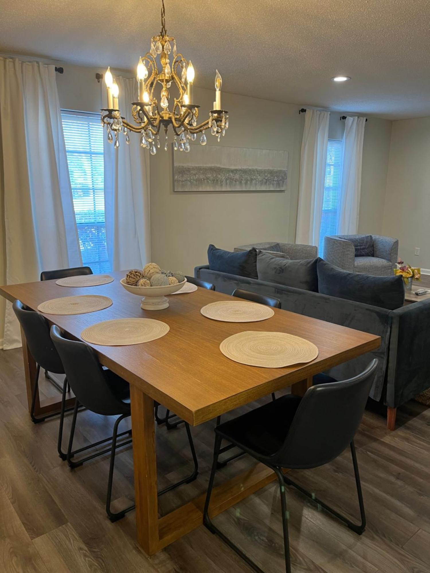 Quiet Relaxing Home - Close To Downtown & Beach 4Br-2Bt ペンサコーラ エクステリア 写真